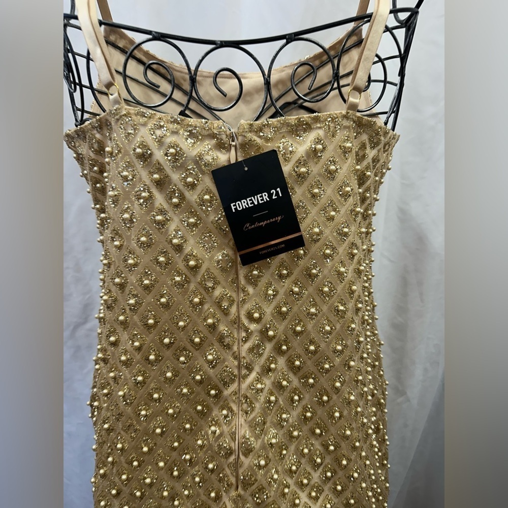 Forever 21 Gold pearl detail shift dress size L - Picture 4 of 10